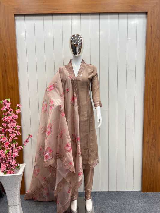 BEAUTIFUL KURTA THREE PIECE FENCY CUT WORK LACE DETAIL ON SLEEVES AND NECKLINE WITH DUPATTA SET