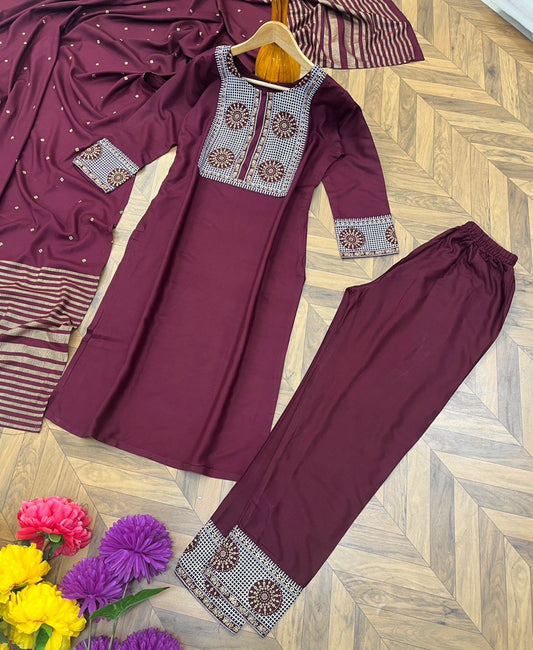 Beautiful Suit Set and Dupatta