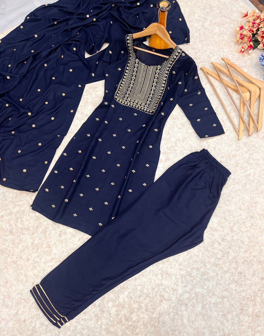 Beautiful suit set and dupatta