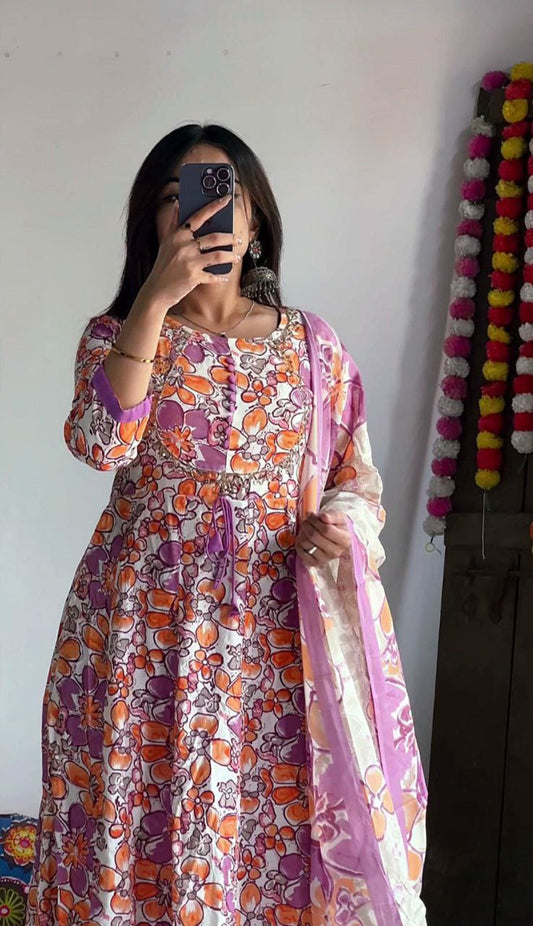 beautiful Suit Set which is beautifully decorated with intricate hand embroidery