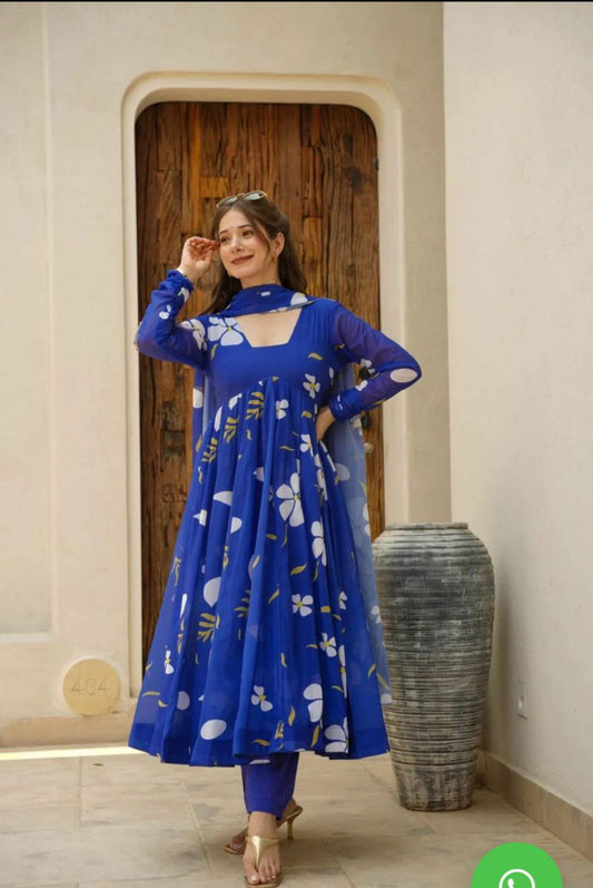Looking for an effortless and chic summer look dress