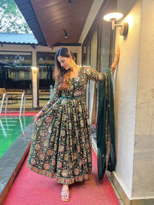 Presenting New Designer Anarkali Suit in Fancy Style
