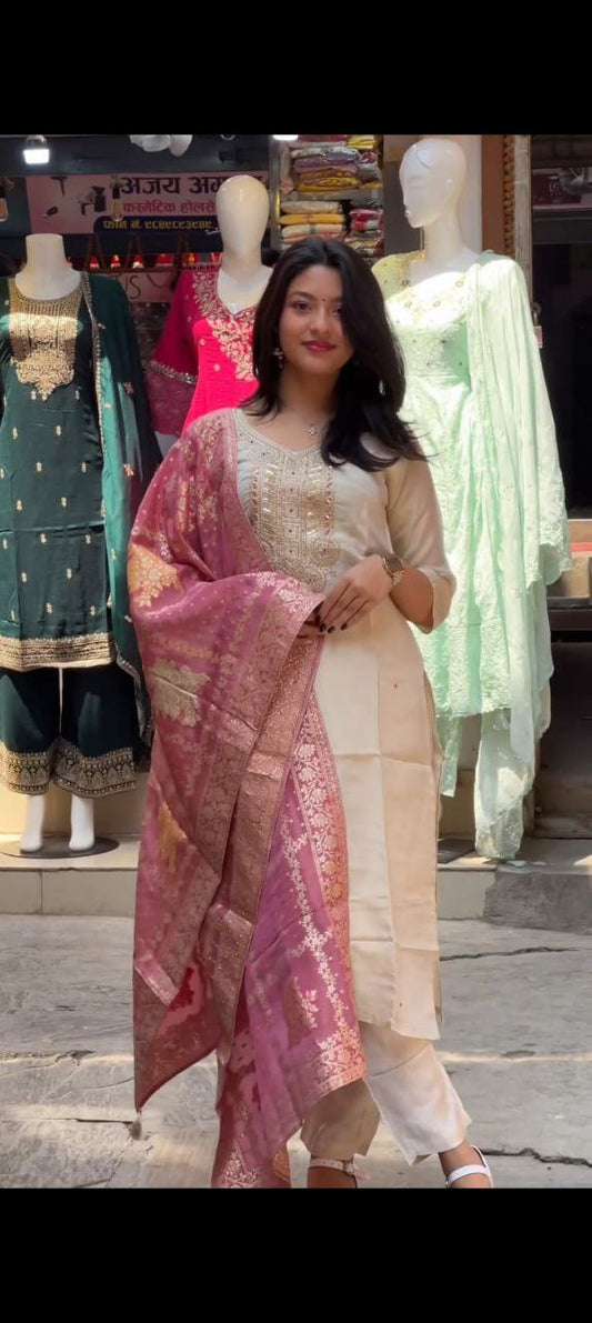 HEVAY CHANDERI SILK WITH LINING